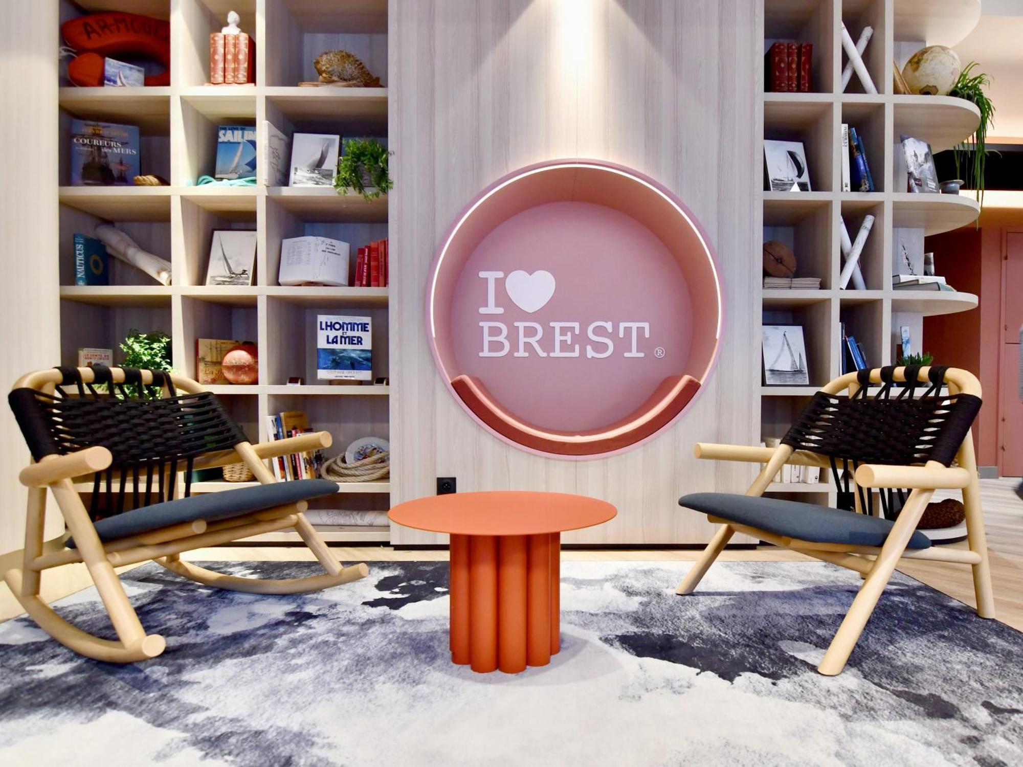 Ibis Budget Brest Centre Port Exteriör bild