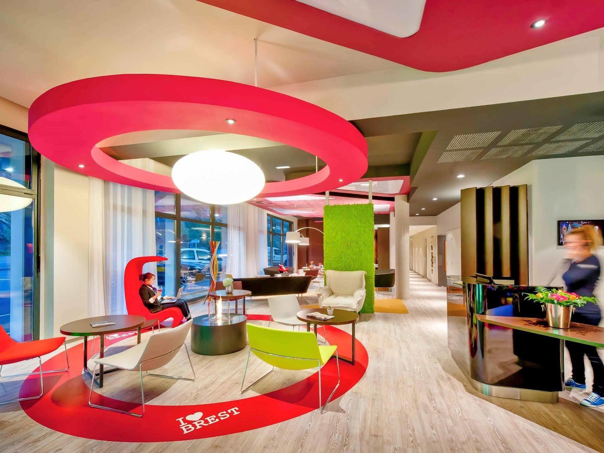 Ibis Budget Brest Centre Port Exteriör bild